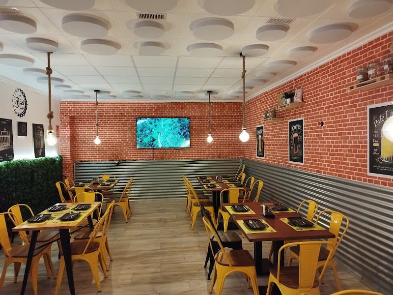 Gastrobar La Fábrica Brewpub - bar para ver fútbol en Cartagena