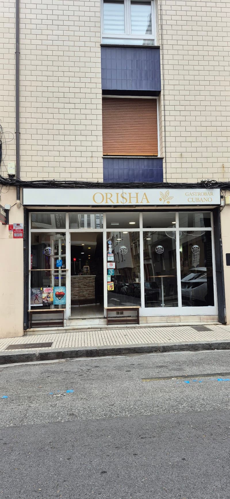 El café de sophia - bar para ver fútbol en Gijón
