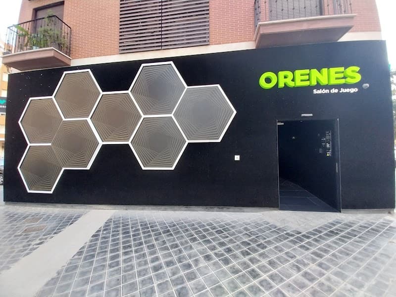 Orenes Sports Bar & Salón de Juego - bar para ver fútbol en Valencia