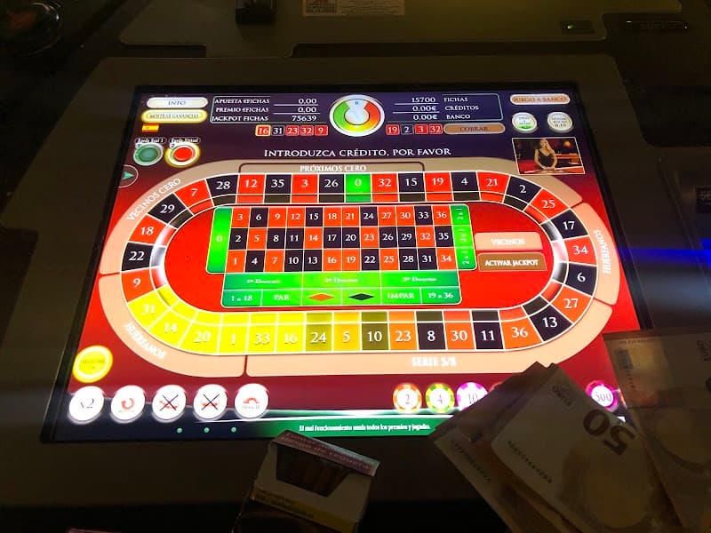 Orenes Sports Bar & Salón de Juego - bar para ver fútbol en Alicante