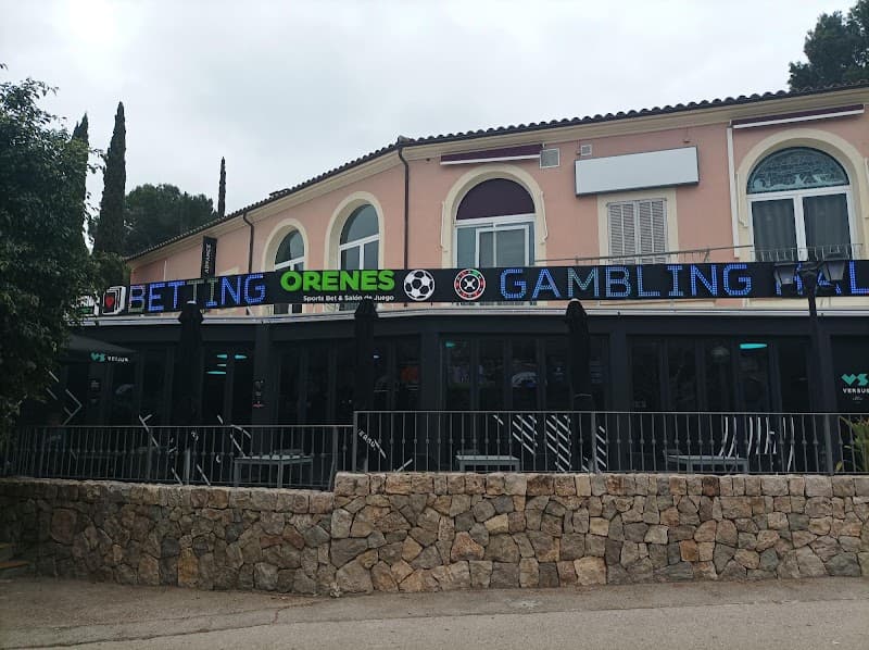 Orenes Sports Bar & Salón de Juego - bar para ver fútbol en Palma de Mallorca