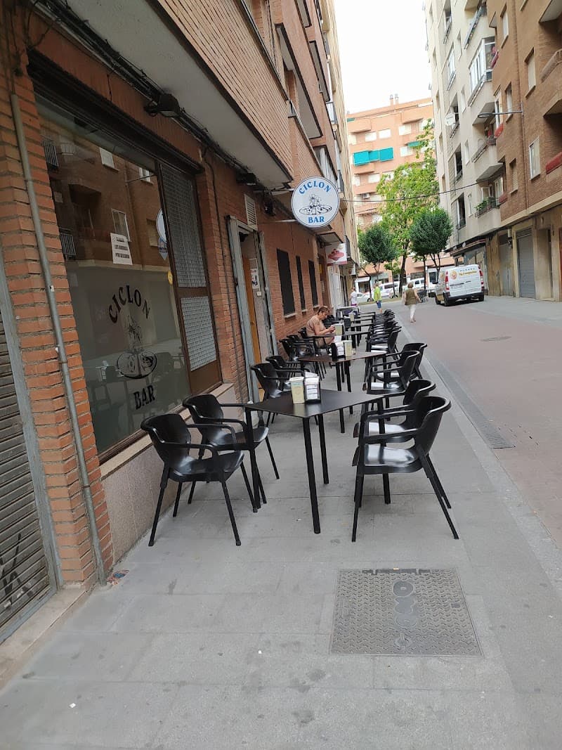 Ciclón Bar - bar para ver fútbol en Salamanca