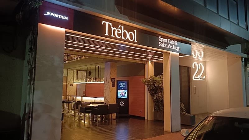 Trébol El Progreso Sport Café & Salón de Juego - bar para ver fútbol en Murcia