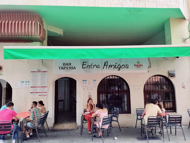 Bar Tapería Entre Amigos - bar para ver fútbol en Huelva