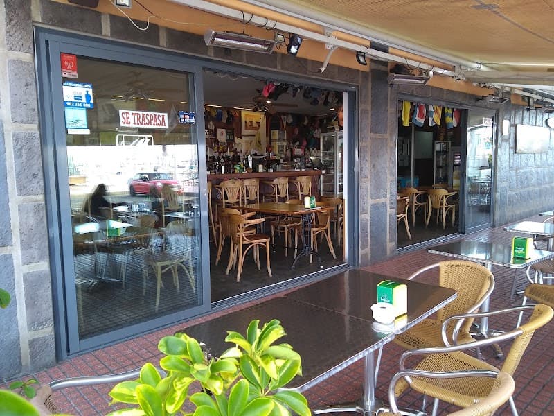 Sailor's Bay Bar - bar para ver fútbol en Las Palmas