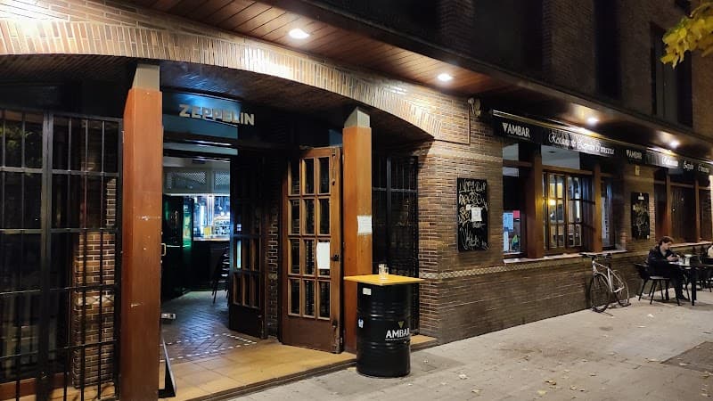 Zeppelin Berria - bar para ver fútbol en Vitoria-Gasteiz