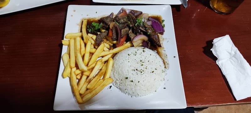 Club Deportivo Híspalis - bar para ver fútbol en Seville