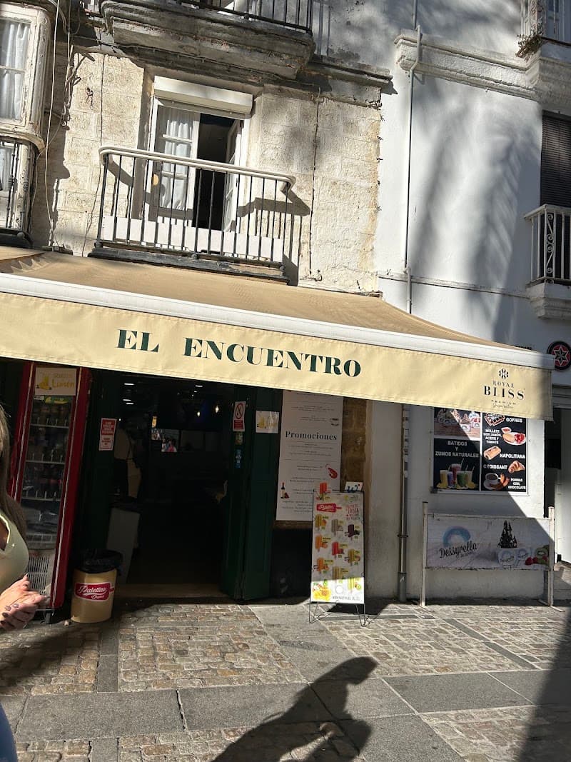 El Encuentro - Cafetería Cervecería - bar para ver fútbol en Cádiz