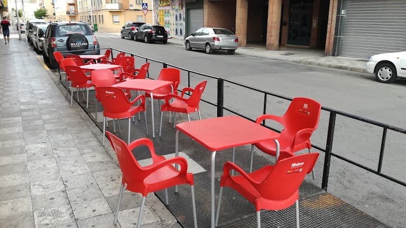 BAR CAFÉ PONTEVEDRA. - bar para ver fútbol en Albacete