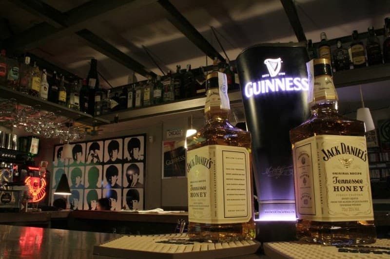 Les Paul - bar para ver fútbol en Valladolid