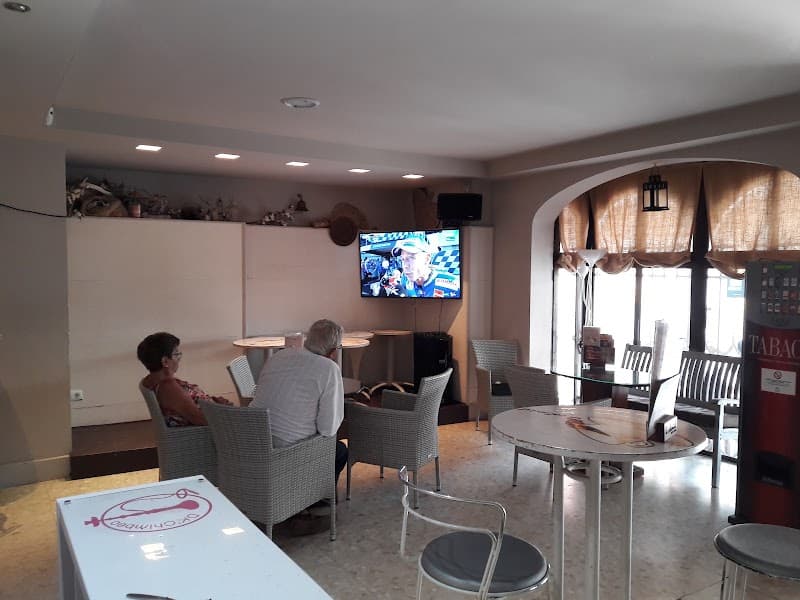 Bar La Colonial - bar para ver fútbol en Cádiz