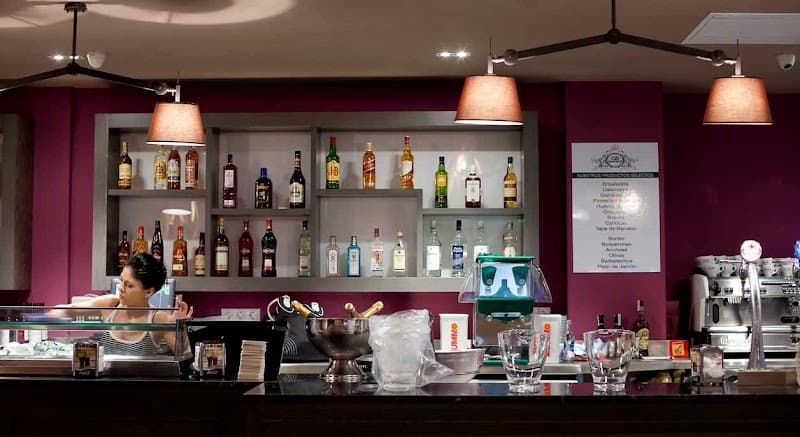 Espumosos 5M - bar para ver fútbol en Zaragoza