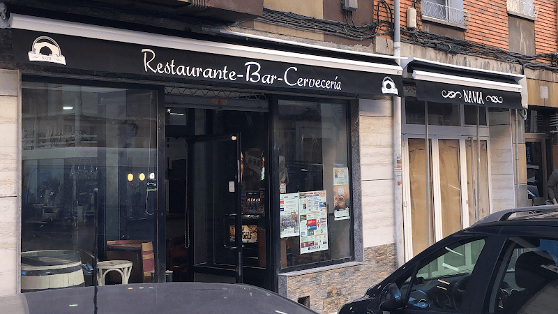 Restaurante-Bar-Cervecería Navia - bar para ver fútbol en Gijón