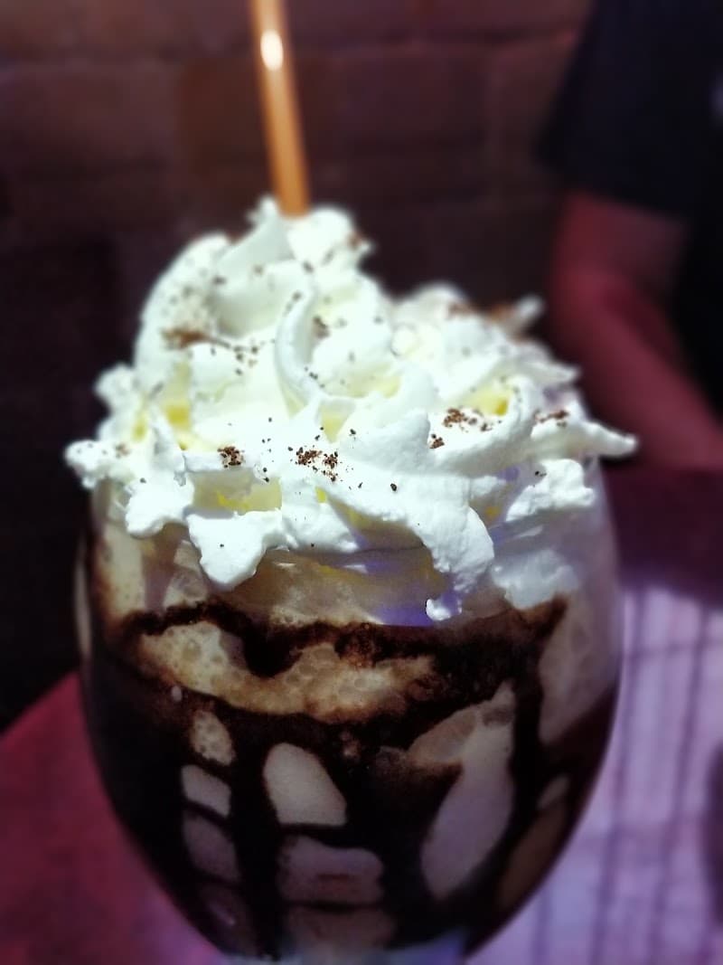 Cafe Bar Olimpo - bar para ver fútbol en Almería