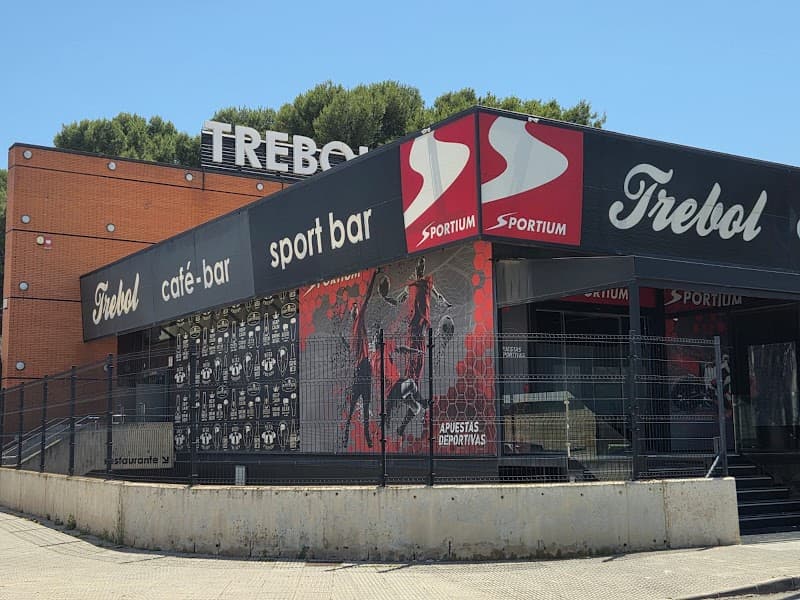 Clover Center. Sport Bar. - bar para ver fútbol en Murcia