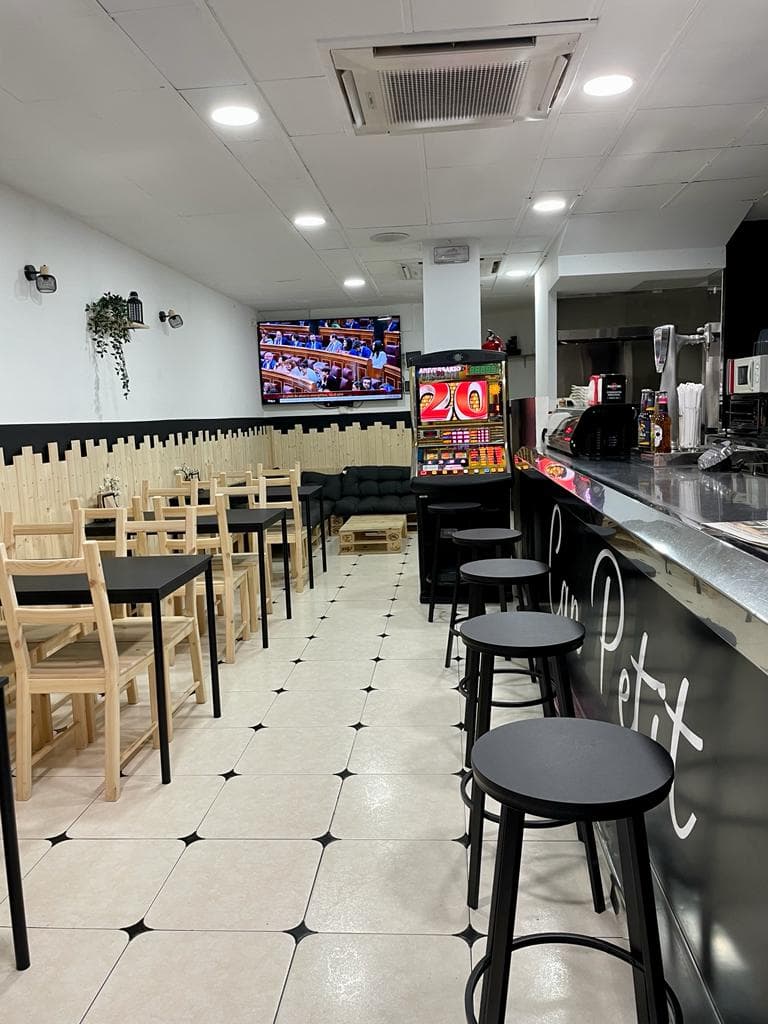 Can Petit - bar para ver fútbol en Palma de Mallorca