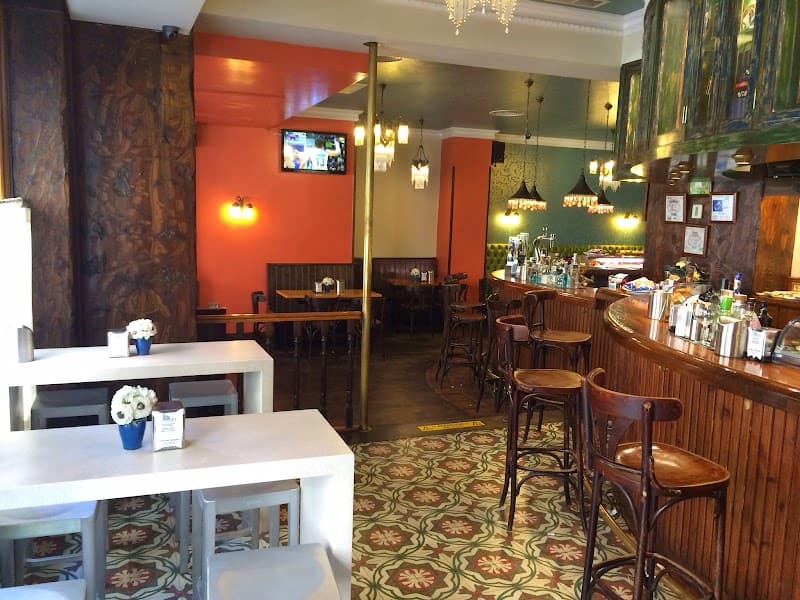 Cafe Bar Las Torres - bar para ver fútbol en Bilbao