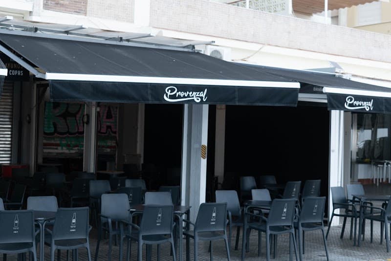 Provenzal - bar para ver fútbol en Cádiz