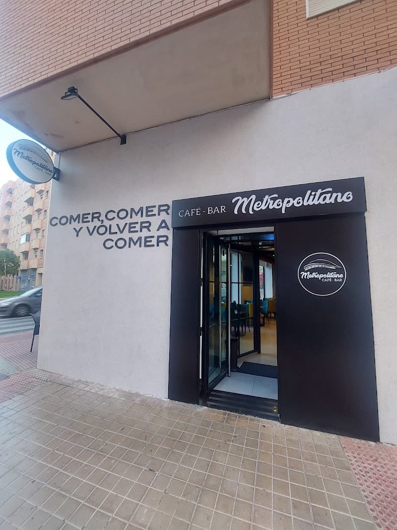 Cafe bar Metropolitano - bar para ver fútbol en Almería