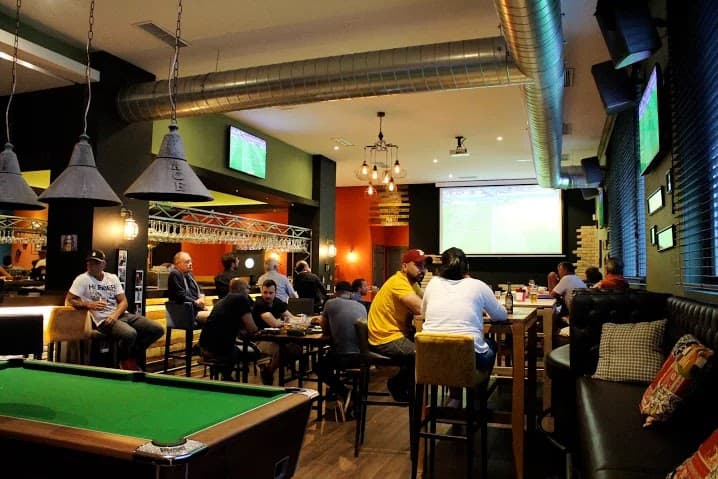 BocaSeca | Marbella - bar para ver fútbol en Marbella