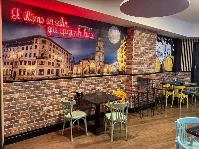 Marluca Sports Pub Cervecería - bar para ver fútbol en Oviedo