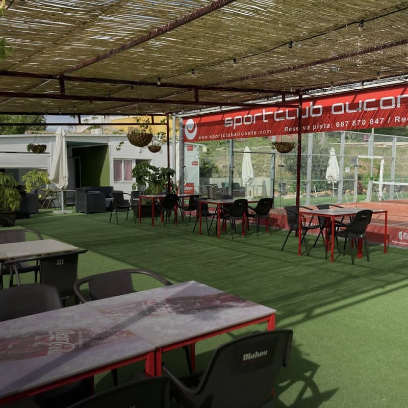 El Chiringuito Sportclub Alicante - bar para ver fútbol en Alicante