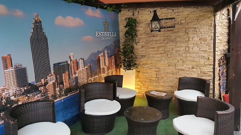 SPORT BAR "LA TERRAZA DEL BALI " - bar para ver fútbol en Benidorm