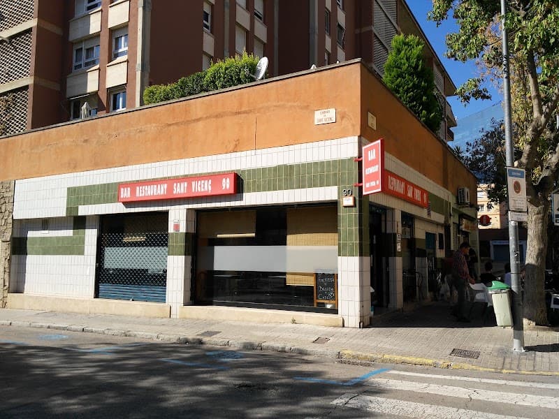 Sant Vicenç 90 - bar para ver fútbol en Sabadell