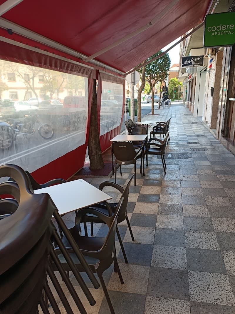 Cervecería El Comodín - bar para ver fútbol en Albacete