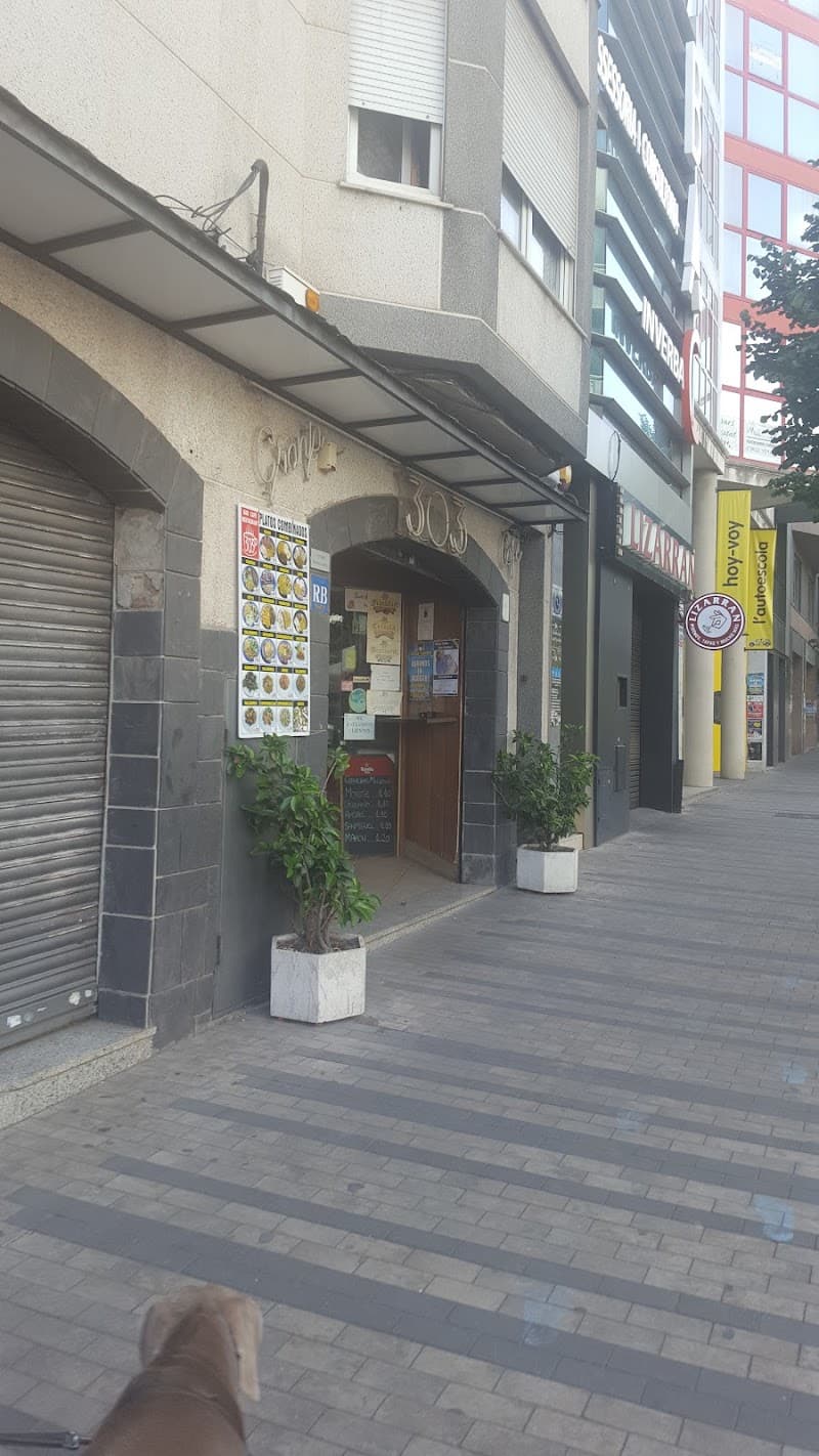 Cafetería 303 - bar para ver fútbol en Terrassa