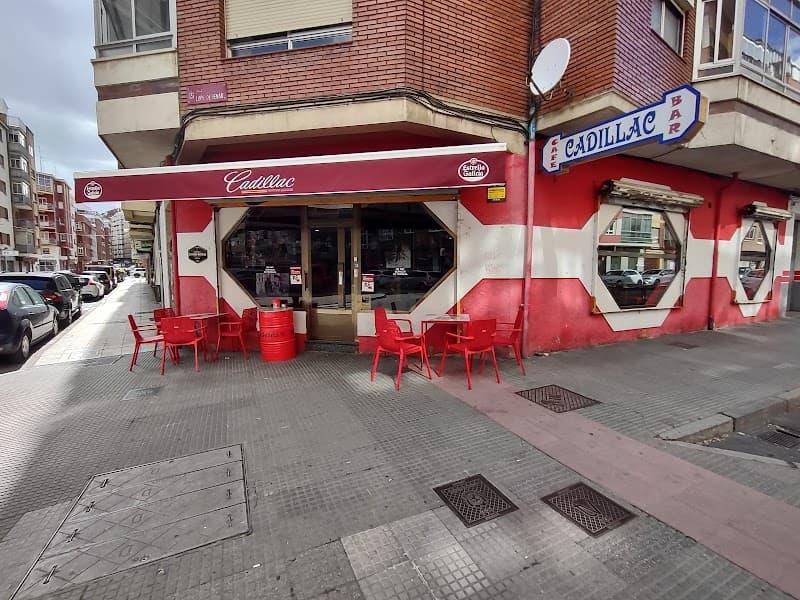 Cafe Bar Cadillac - bar para ver fútbol en León