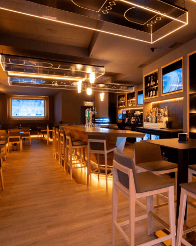 Trébol Revenga Sport Café & Salón de Juego - bar para ver fútbol en Murcia