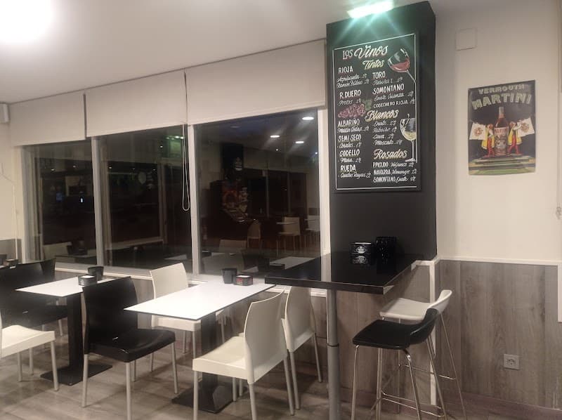 Cafetería Peccata Minuta - bar para ver fútbol en Gijón