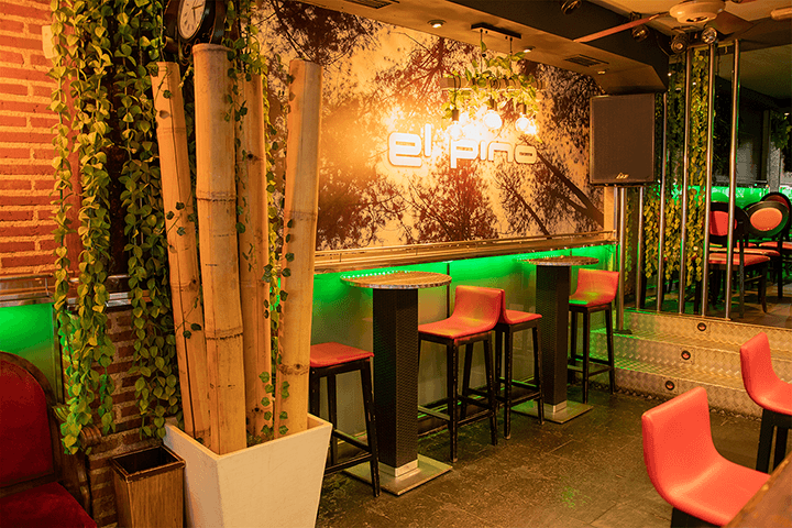 Gran Café EL PINO - bar para ver fútbol en Salamanca