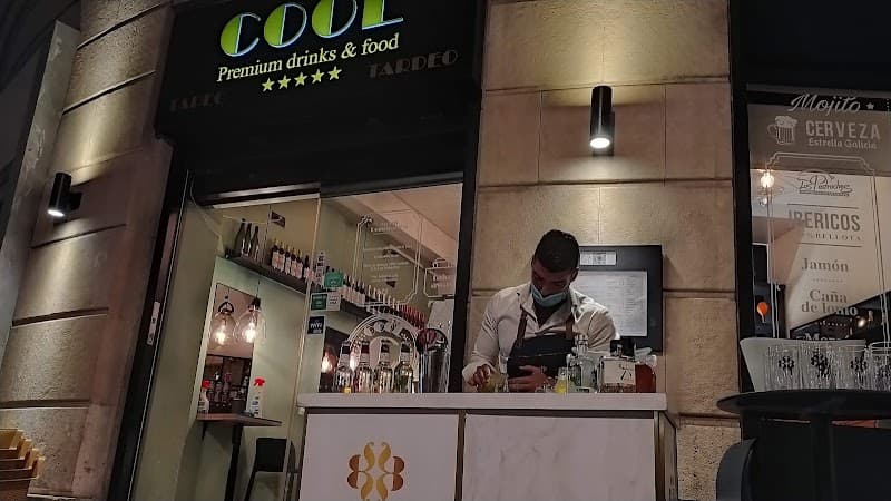 Cool Bar - bar para ver fútbol en Valencia