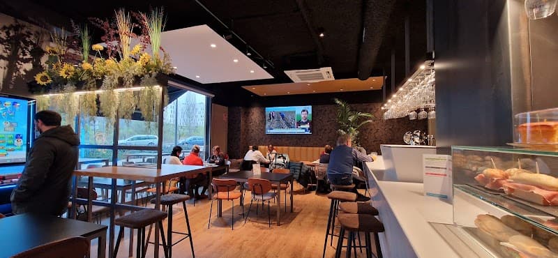 GastroKo El Lío - bar para ver fútbol en Vitoria-Gasteiz