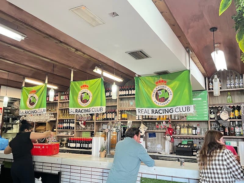 La Tasca Stadium - bar para ver fútbol en Santander