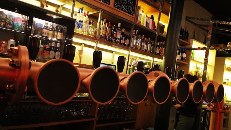 Singular - bar para ver fútbol en Bilbao