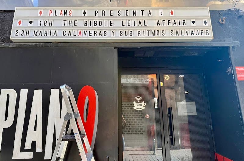 Plan 9 - bar para ver fútbol en Murcia