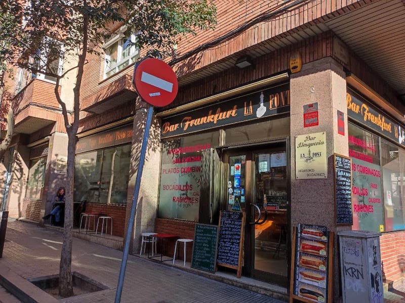 Bar frankfurt La Font - bar para ver fútbol en Barcelona