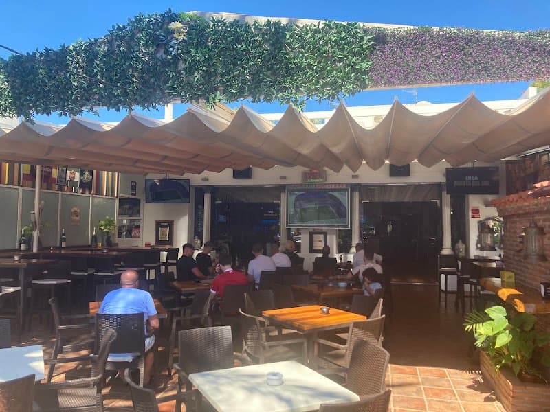 Park Lane Sport - bar para ver fútbol en Marbella