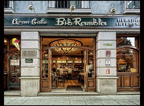 Gran Cafe Bib-Rambla - bar para ver fútbol en Granada