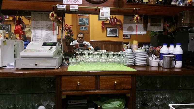 Bar kebab Las Palmeras - bar para ver fútbol en Pamplona