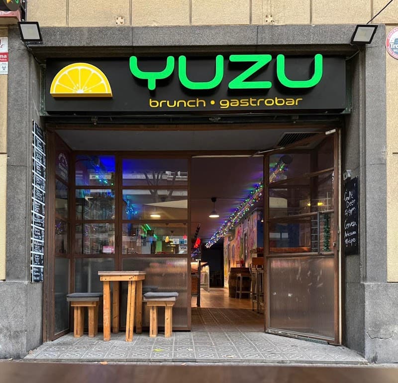 Yuzu Gastrobar - bar para ver fútbol en Barcelona