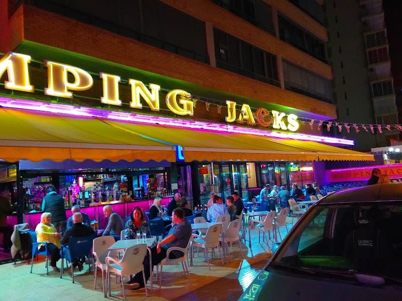 Jumping Jacks - bar para ver fútbol en Benidorm