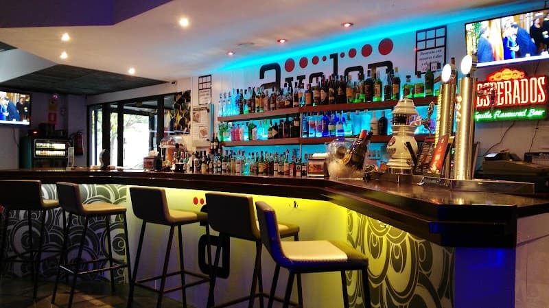 Avalon Cartagena - bar para ver fútbol en Cartagena