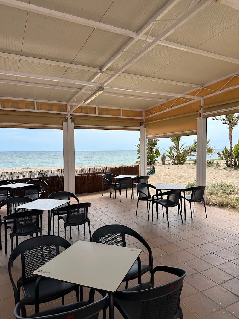 Abril 16 Gastrobar - bar para ver fútbol en Huelva