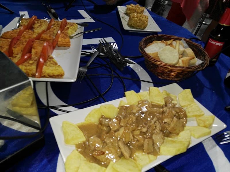 Café Bar Dindi - bar para ver fútbol en Badajoz