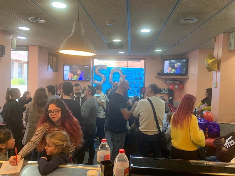 Bar 2d2 - bar para ver fútbol en Badalona