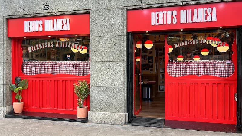 Berto's Milanesa & Sports Bar - bar para ver fútbol en Barcelona
